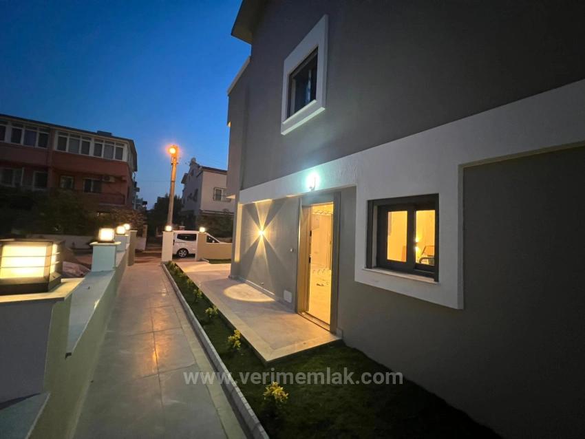 3+1 Villa For Sale In Izmir Menderes Gümüldür, Close To The Sea