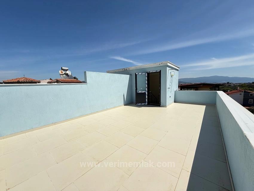 2+1 Villa For Sale In Doğanbey With Full Sea View And Garden
