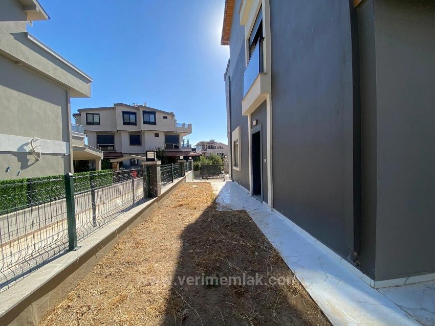 3+1 Villa With Garden For Sale In Özdere, Walking Distance To The Sea