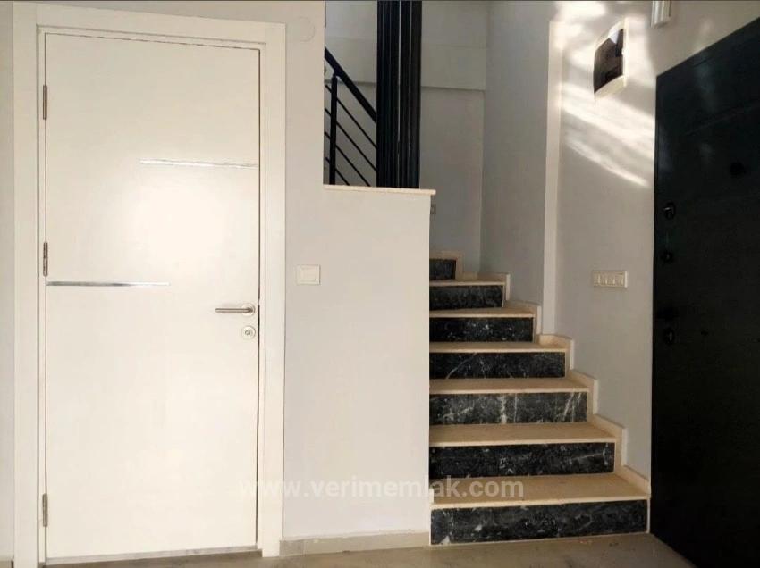 Detached 3+1 Villa For Sale In Akarca, Seferihisar, Izmir