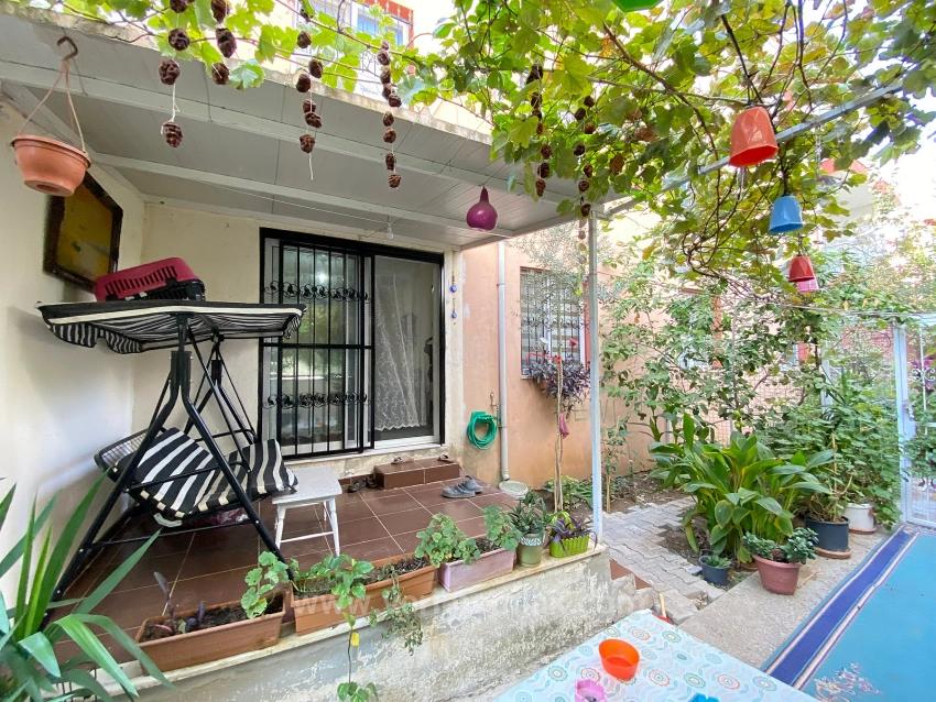 2+1 Apartment For Sale In Seferihisar Ürkmez, Ground Floor, 150M From The Sea