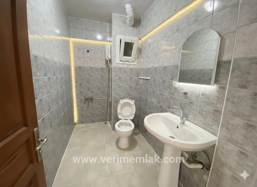 1+1 Bedroom Apartment For sale in Mersin Alanı Nbh. Seferihisar Ürkmez - 60 m²