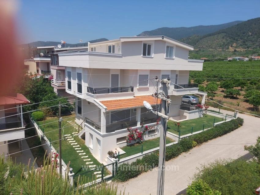 6+1 Villa For Sale In Özdere, Close To The Sea, With Nature And Sea Views