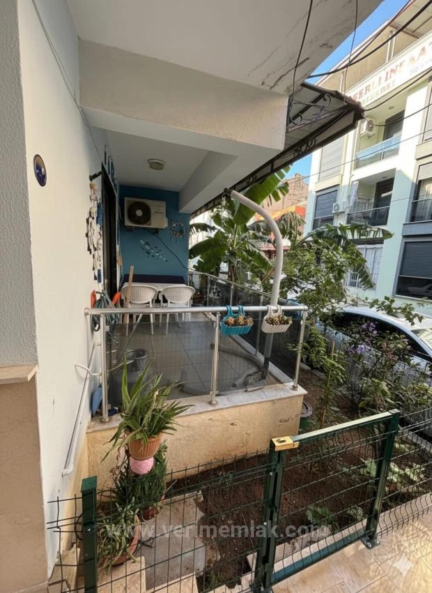 2+1 Apartment For Sale In Seferihisar Ürkmez, Ground Floor, 100M From The Sea