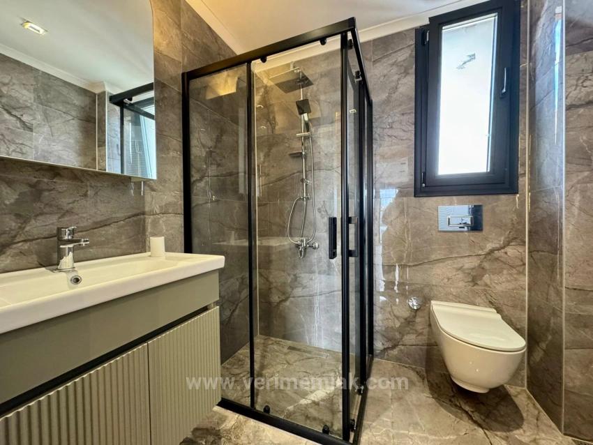 Luxury, Fully Detached 4+1 Villa With Pool, Brand New, In Sığacık, Seferihisar.