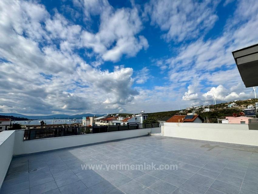 Luxury, Fully Detached 4+1 Villa With Pool, Brand New, In Sığacık, Seferihisar.