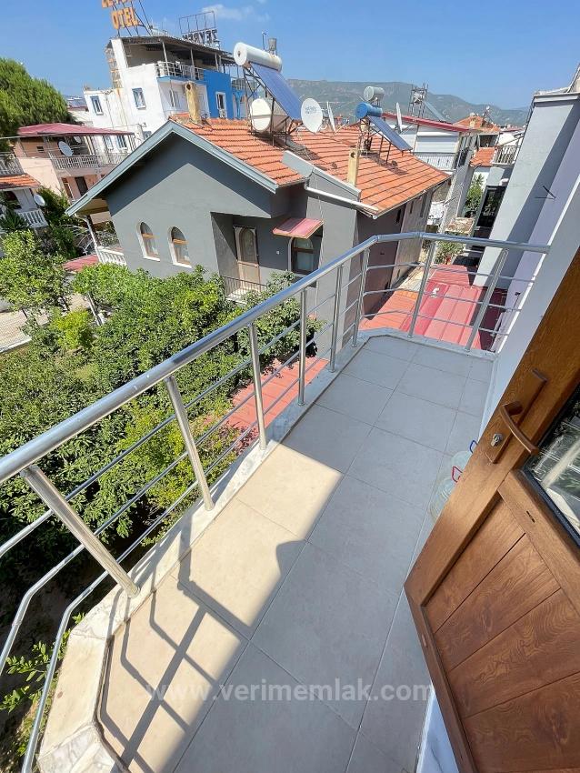2 Floor 2+1 Flat By The Sea For Sale In Seferihisar Bengiler