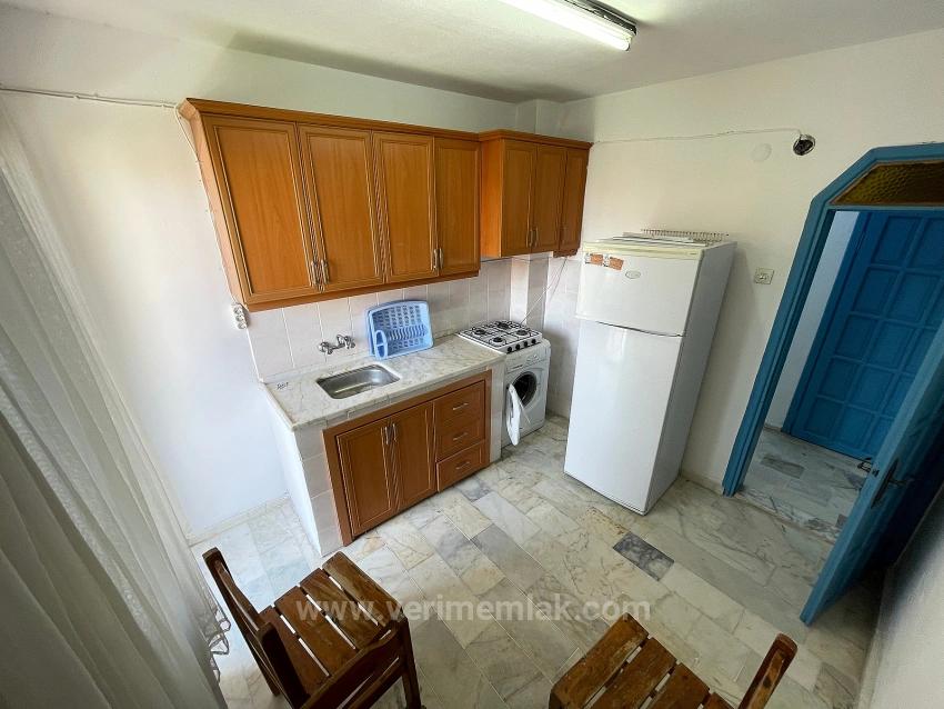 2 Floor 2+1 Flat By The Sea For Sale In Seferihisar Bengiler