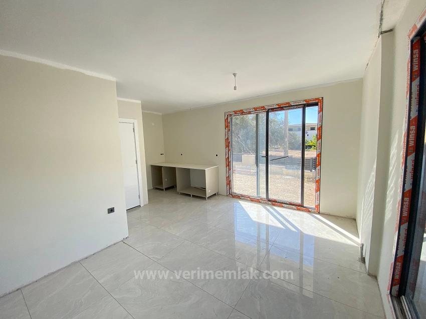 Airy 3+1 Villa For Sale In Ürkmez, Close To The Beach