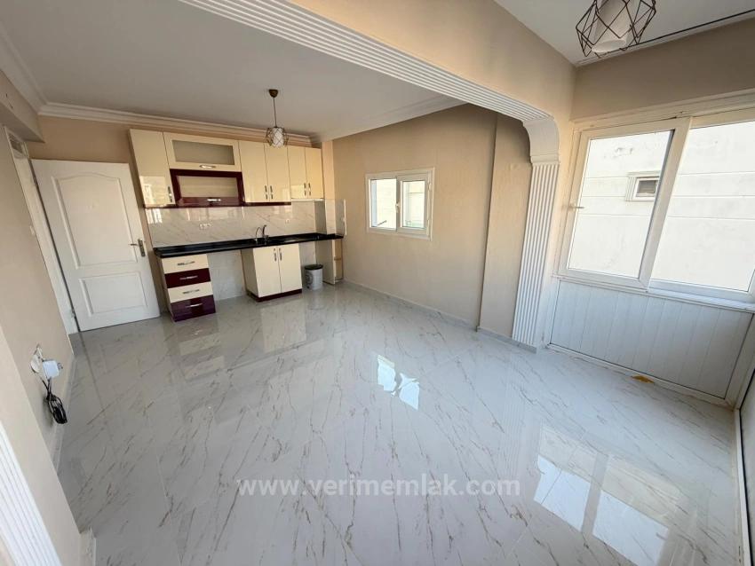 2+1 Apartment For Sale In Seferihisar Bengiler, 150M From The Sea, Above A Market.