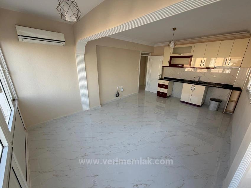 2+1 Apartment For Sale In Seferihisar Bengiler, 150M From The Sea, Above A Market.