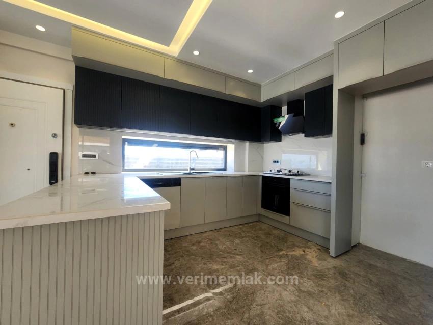 Smart Tv With Electric Vehicle Charging Station And Full Sea View In Seferihisar Atatürk Neighborhood