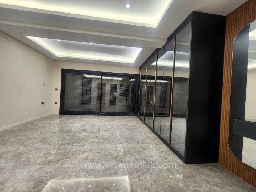 Smart Tv With Electric Vehicle Charging Station And Full Sea View In Seferihisar Atatürk Neighborhood