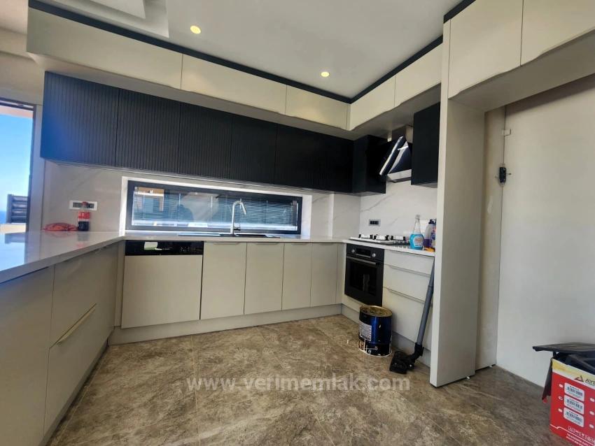 Smart Tv With Electric Vehicle Charging Station And Full Sea View In Seferihisar Atatürk Neighborhood