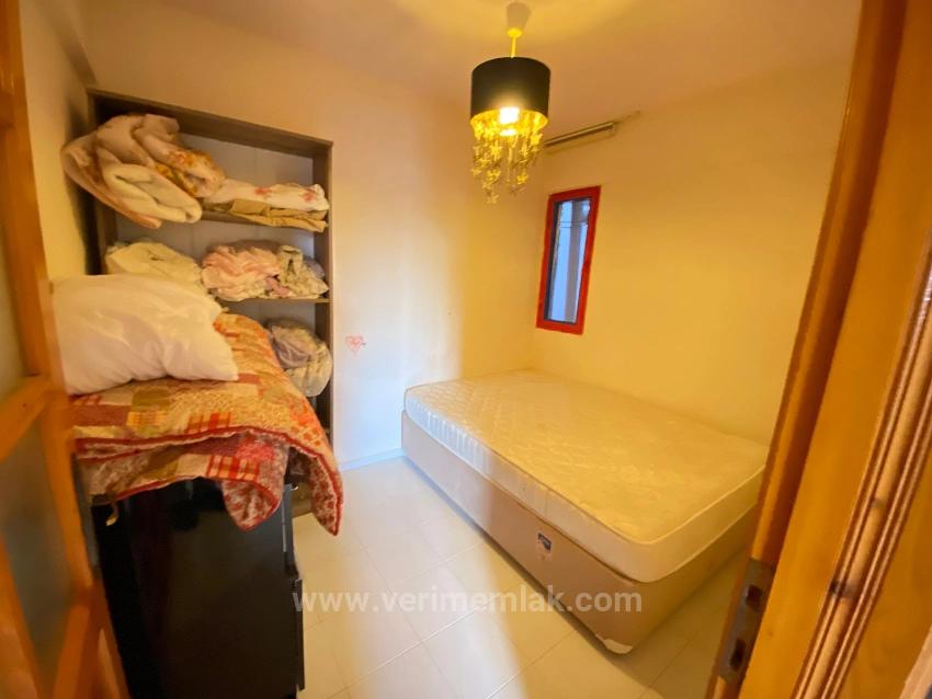 Opportunity Apartment In Bengiler, Seferihisar, 100M From The Sea - 2+1 With Separate Kitchen!