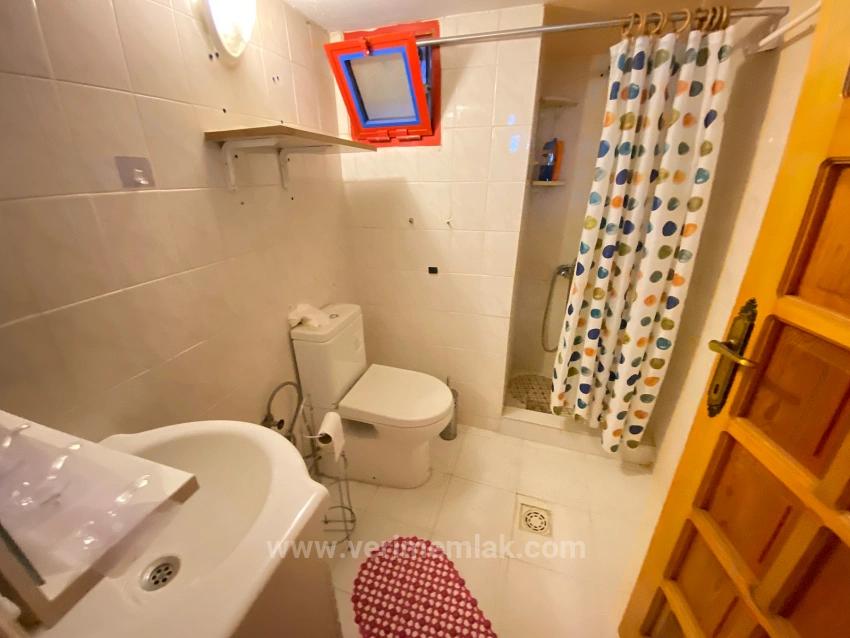 Opportunity Apartment In Bengiler, Seferihisar, 100M From The Sea - 2+1 With Separate Kitchen!