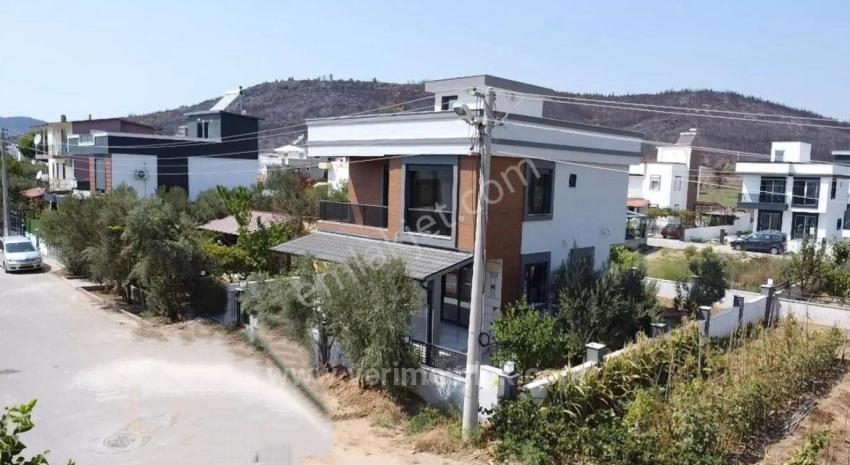 Brand New 3+1 Detached Villa In Seferihisar Cumhuriyet, 850M From The Sea.