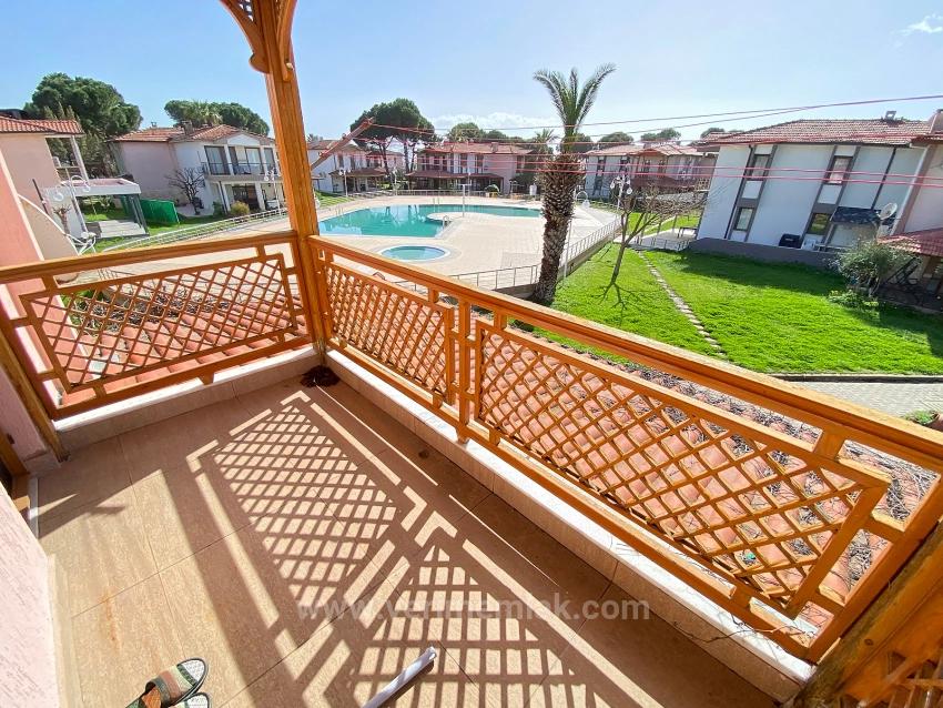 Detached, Comfortable 3+1 Villa With Pool And Security For Sale In Seferihisar Erdem Tur Site.