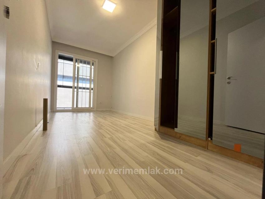 Modern Designed, Secure 3+1 Detached Villa In Seferihisar Payamlı!