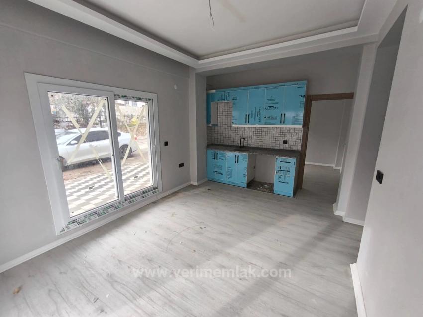 Flat For Sale In Menderes Fevzi Çakmak District, Where Blue And Green Meet!