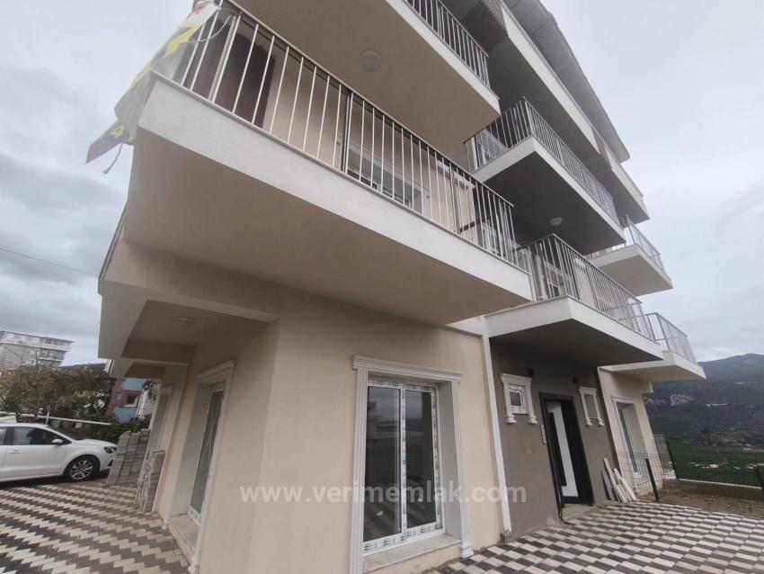 Flat For Sale In Menderes Fevzi Çakmak District, Where Blue And Green Meet!
