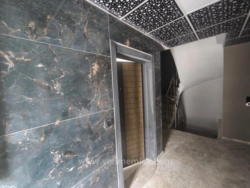 Flat For Sale In Menderes Fevzi Çakmak District, Where Blue And Green Meet!