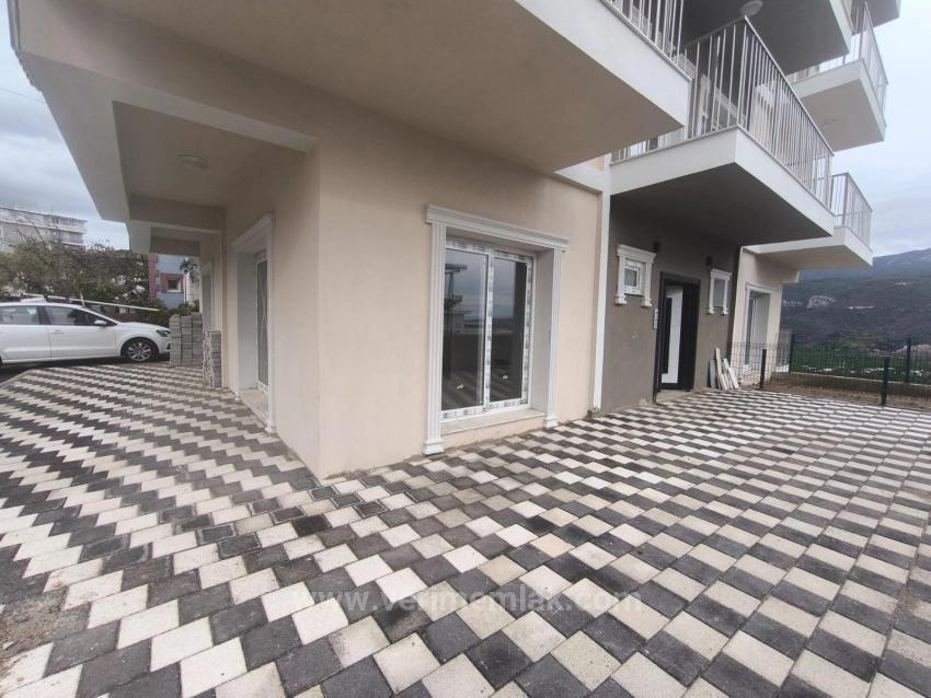 Flat For Sale In Menderes Fevzi Çakmak District, Where Blue And Green Meet!