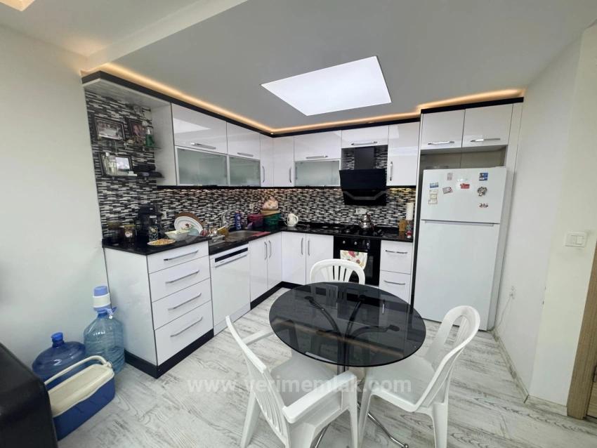 Luxury 2+1 Villa With Spacious Garden, 500M From The Sea In Seferihisar Cumhuriyet