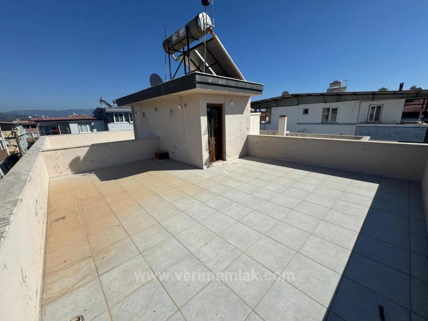 Luxury 2+1 Villa With Spacious Garden, 500M From The Sea In Seferihisar Cumhuriyet