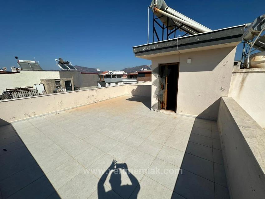 Luxury 2+1 Villa With Spacious Garden, 500M From The Sea In Seferihisar Cumhuriyet