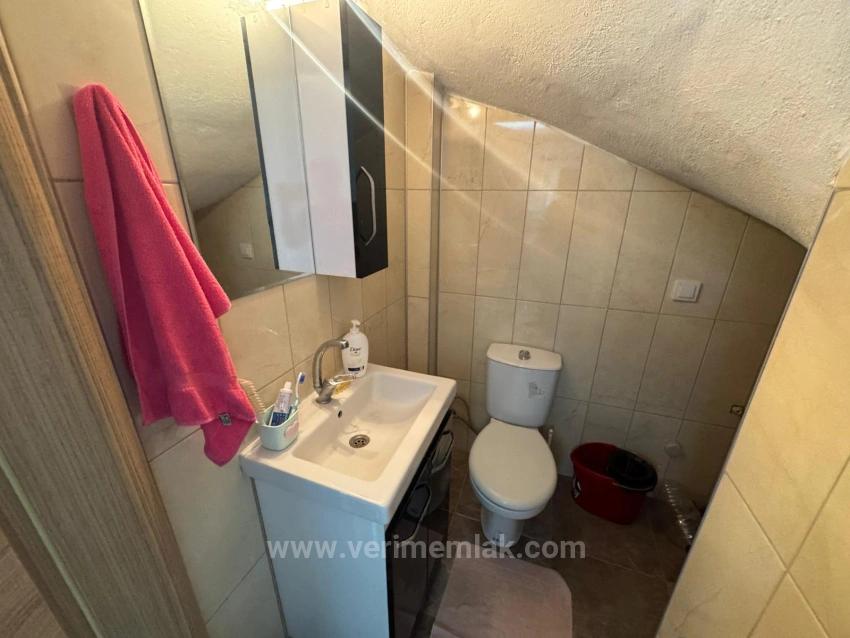 Luxury 2+1 Villa With Spacious Garden, 500M From The Sea In Seferihisar Cumhuriyet