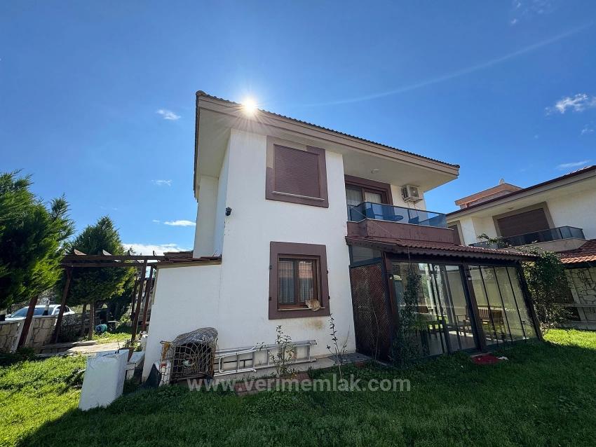 Luxury 3+1 Villa In A Gated Community With A Swimming Pool, Close To The Sea, In Cumhuriyet Neighborhood, Seferihisar!