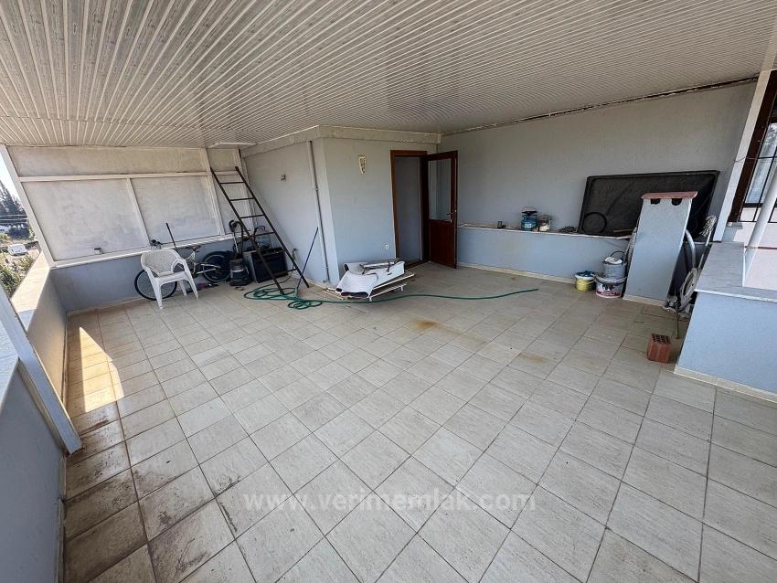 *Seferihisar Cumhuriyet - 2+1 Detached Summer House With Garden For Sale - 750M From The Sea