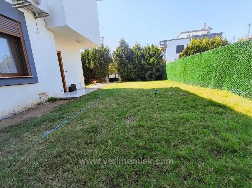 Luxury 3+1 Villa With Pool, 850M From The Sea, In Seferihisar Cumhuriyet, Requiring No Additional Costs