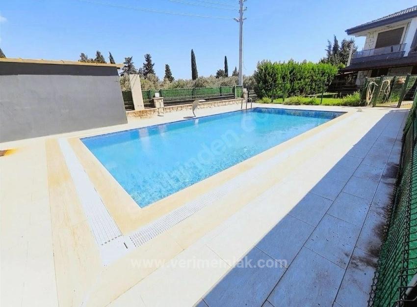 Luxury 3+1 Villa With Pool, 850M From The Sea, In Seferihisar Cumhuriyet, Requiring No Additional Costs