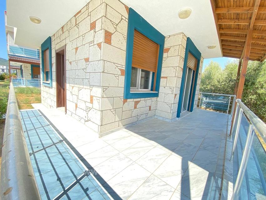 Seferihisar Doğanbey'de Single Detached Spacious Garden Sale 3+1 Villa