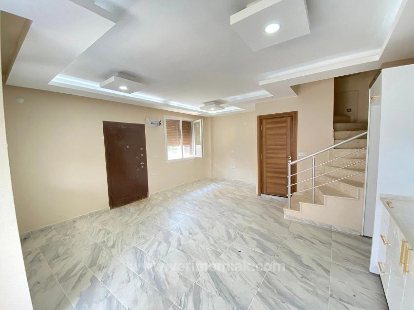 Seferihisar Doğanbey'de Single Detached Spacious Garden Sale 3+1 Villa