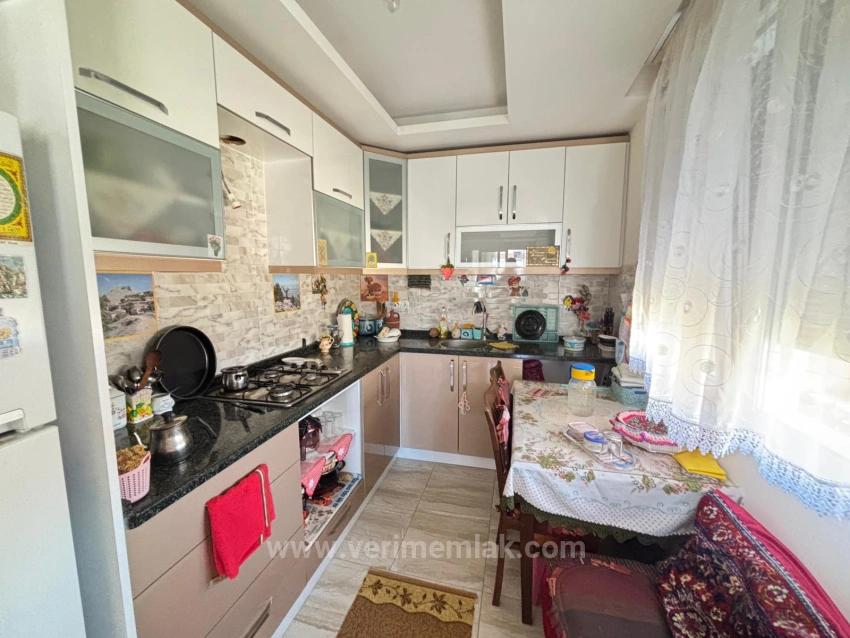 1+1 Apartment For Sale In Seferihisar Payamlı, 300M From The Sea, With Elevator