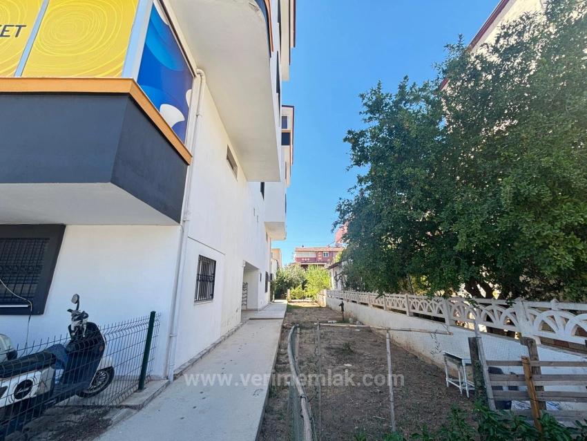 1+1 Apartment For Sale In Seferihisar Payamlı, 300M From The Sea, With Elevator