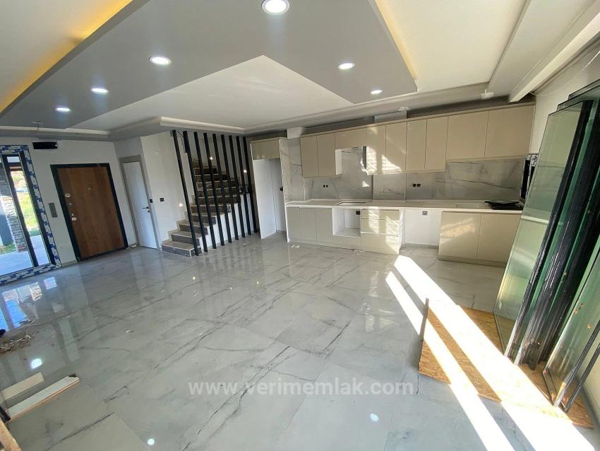 Detached 3+1 Villa For Sale In Doğanbey, Seferihisar