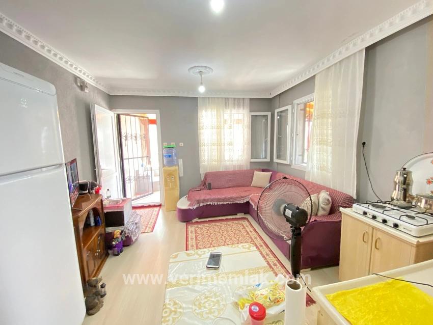 1+1 Bedroom Apartment For sale in Mersin Alanı Nbh. Seferihisar Ürkmez - 65 m²
