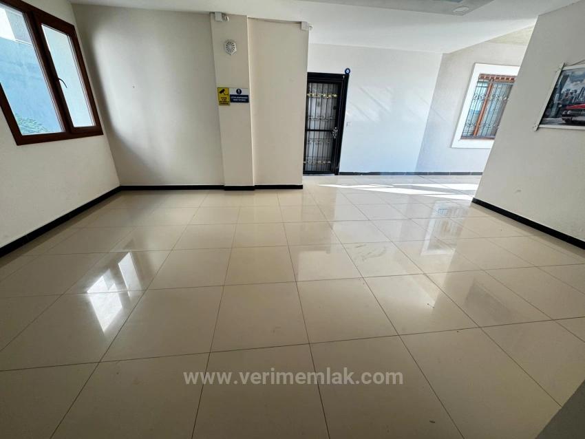 Spacious 2+1 Flat For Sale In Seferihisar Mersin Close To The Sea Area With Separate Kitchen