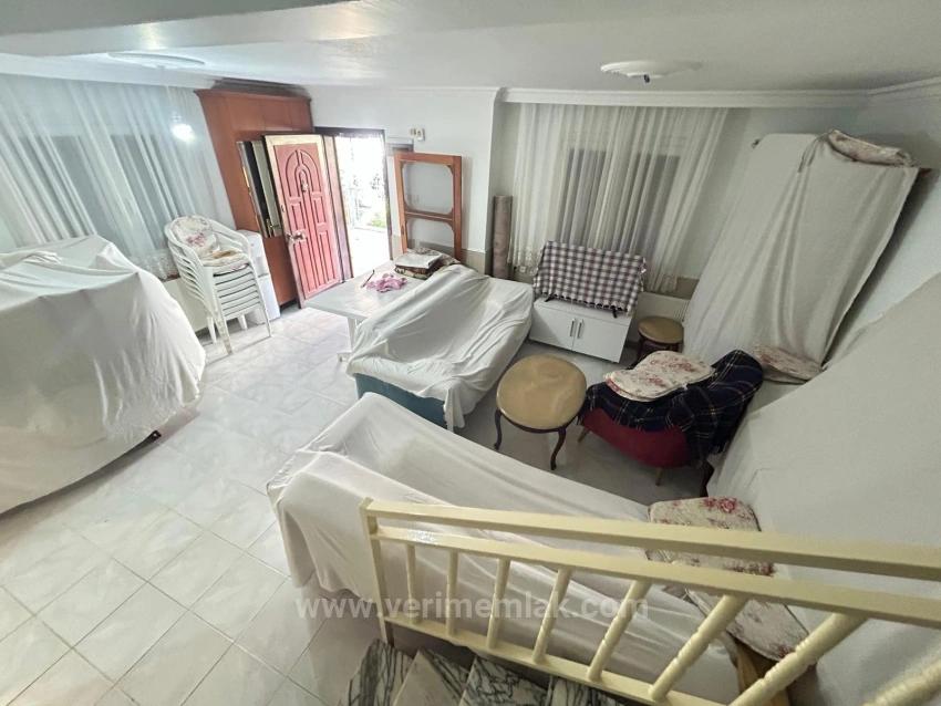 Luxury 4+1 Villa With Large Garden For Sale On Özdere Çukaltı Beach