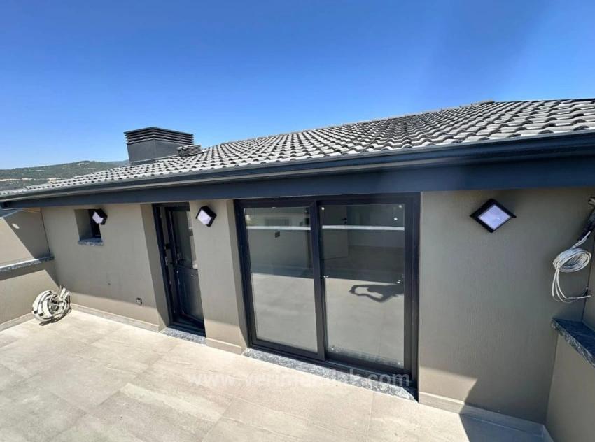 Modernly Designed, Fully Detached Villa For Sale In Gümüldür, Within Walking Distance Of The Sea.