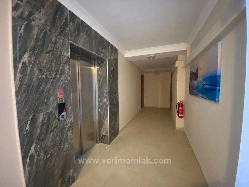 2+1 Apartment For Sale In Gümüldür Atatürk Neighborhood, Right On The Seafront, With Full View!