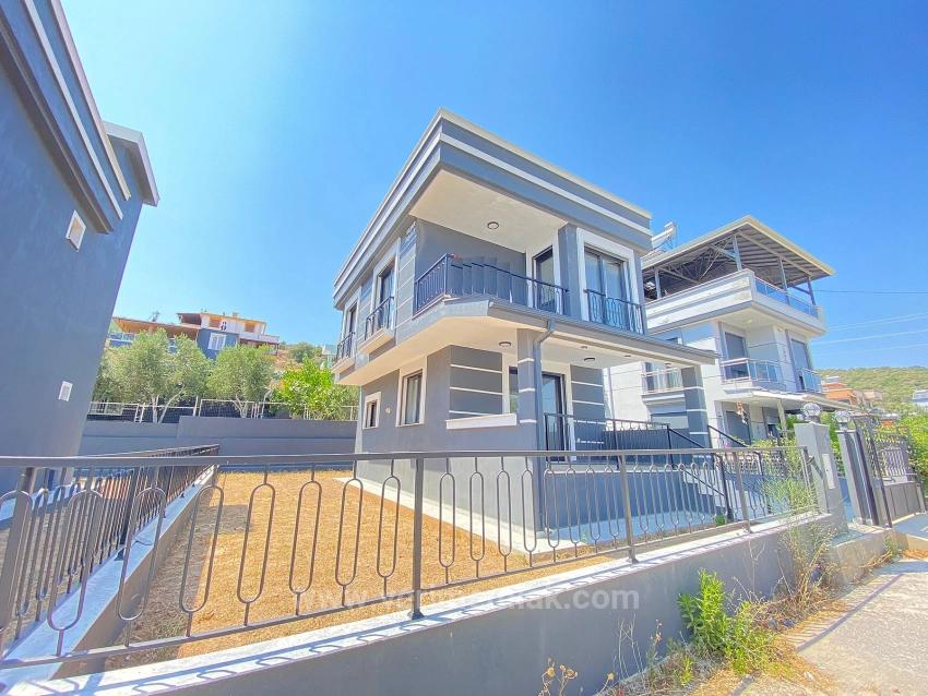 3+1 Villa For Sale In Doğanbey, Full Sea View
