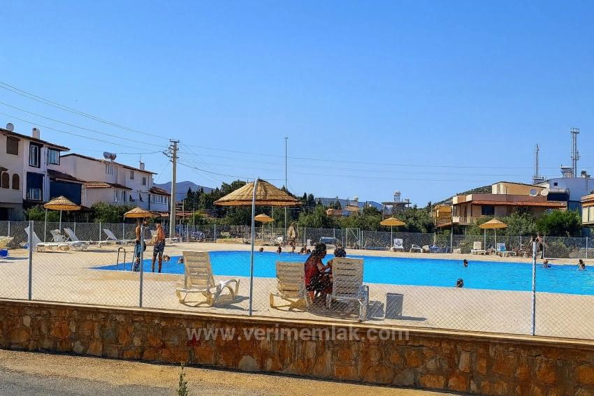 Seferihisar'cumhuriyet District, Meltem Tour Site 4+1 Villa For Sale By The Sea