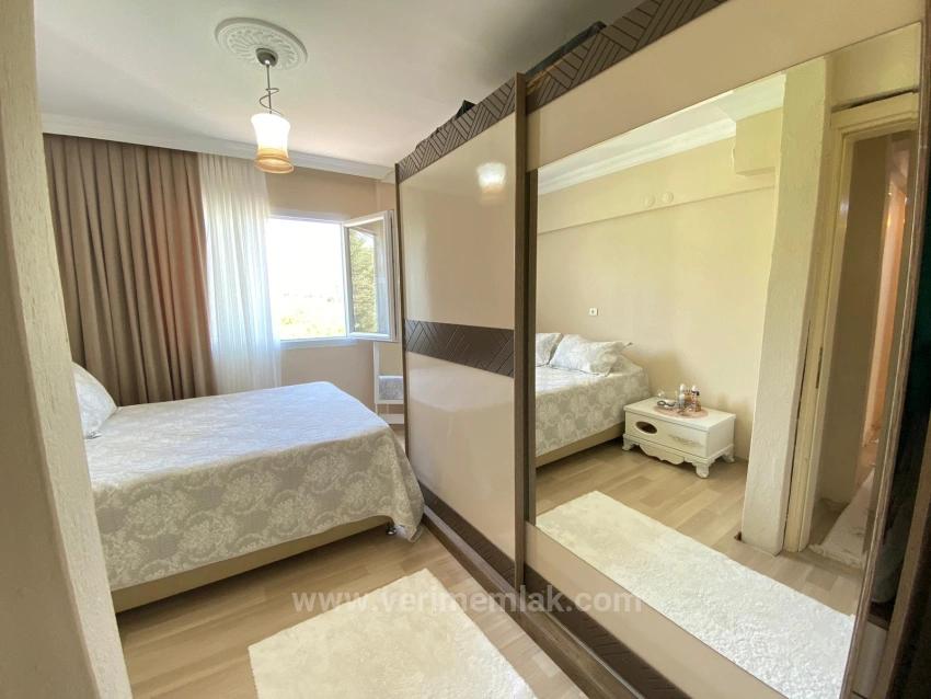 110M2 3+1 Single Flat With Separate Kitchen In Ürkmez Center