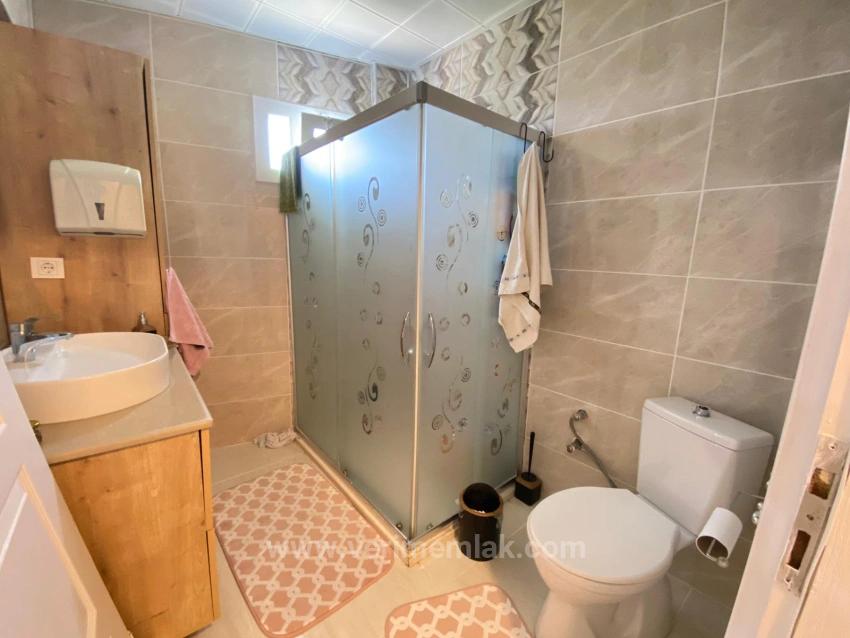 110M2 3+1 Single Flat With Separate Kitchen In Ürkmez Center