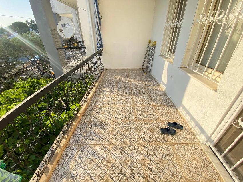 Seferihisar Cumhuriyet Mahallesi, Yıldız Tur Sitesi. 3+1 Apartment For Sale Where Blue And Green Meet.